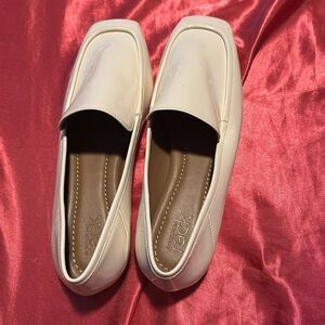 Nordstrom Faux Leather Cream Shoes 6.5
